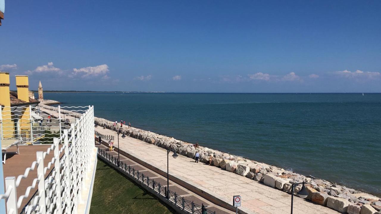 Ca Dell'Angelo - Caorle Aparthotel Exterior photo