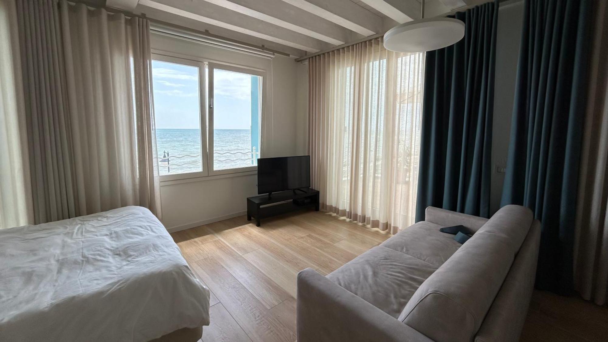Ca Dell'Angelo - Caorle Aparthotel Exterior photo